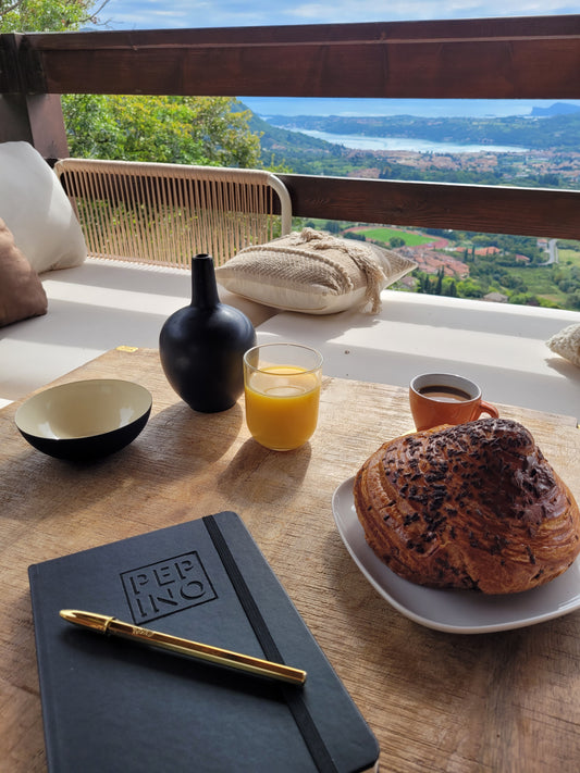 PEPINO Notizbuch liniert A5 mit BIC Kugelschreiber Cristal Shine